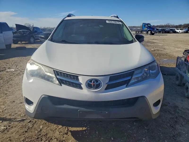 2015 TOYOTA RAV4 LE  