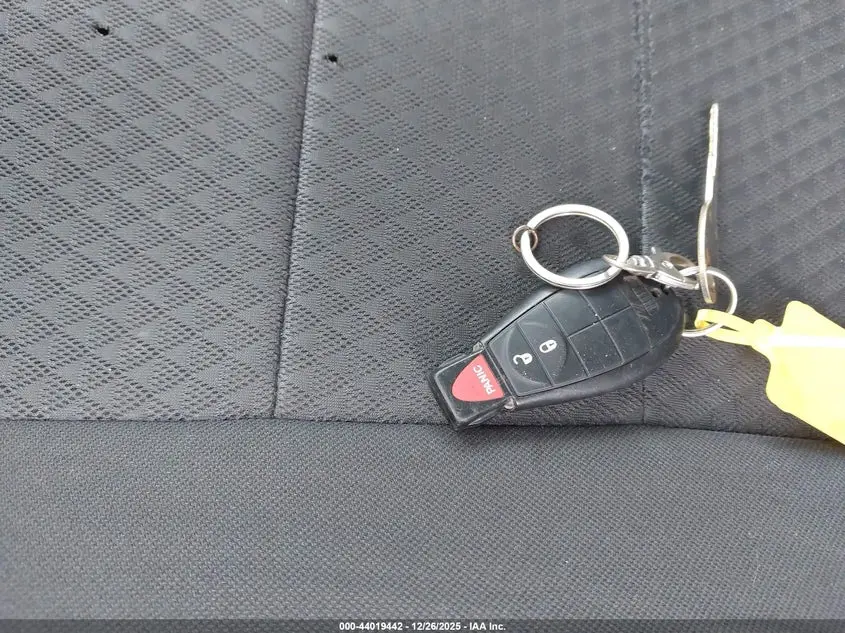 2010 DODGE GRAND CARAVAN SE