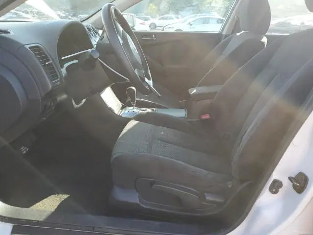 2010 NISSAN ALTIMA BASE  