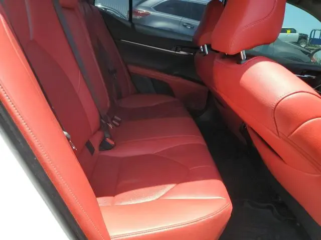 2019 TOYOTA CAMRY XSE  