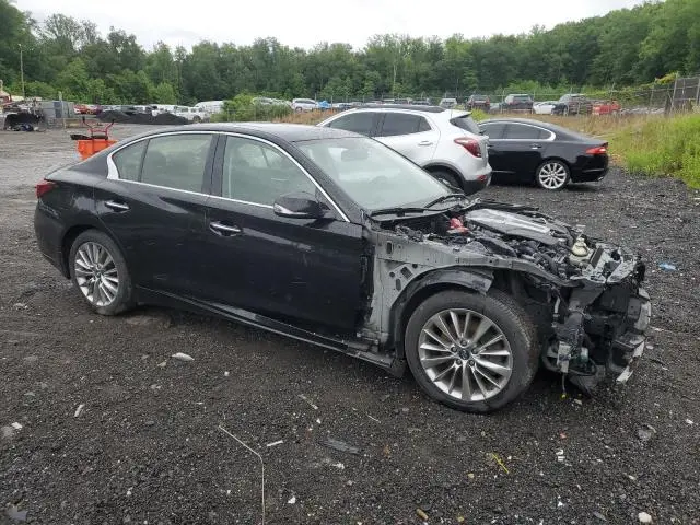 2018 INFINITI Q50 LUXE  