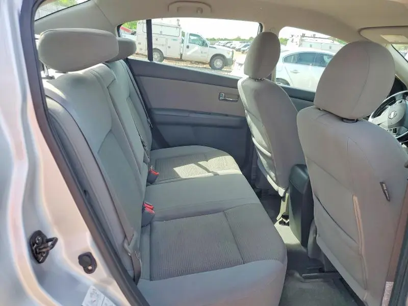 2010 NISSAN SENTRA 2.0  