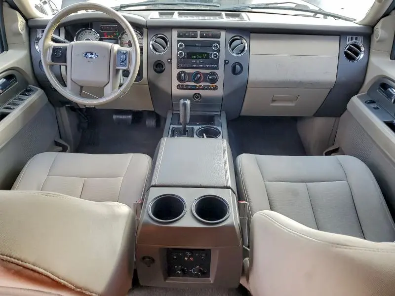 2010 FORD EXPEDITION XLT  