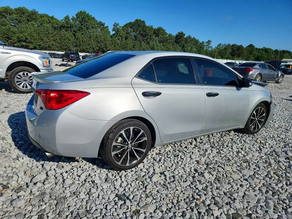 2018 TOYOTA COROLLA SE  