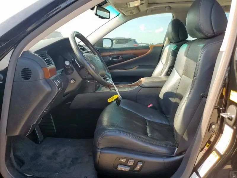 2010 LEXUS LS 460  