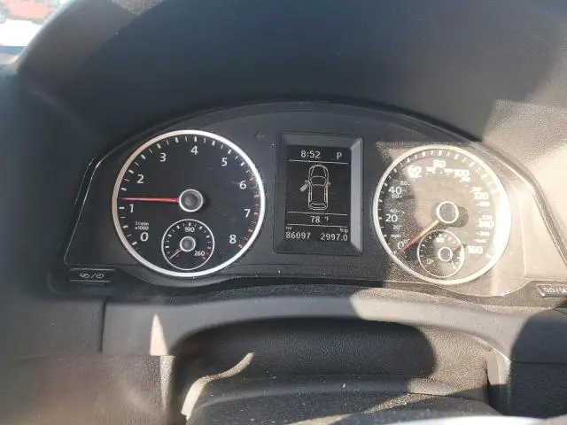 2017 VOLKSWAGEN TIGUAN S  