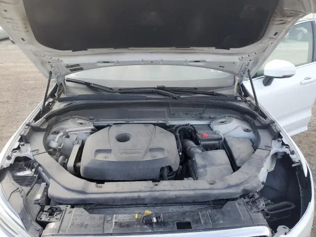 2019 VOLVO XC60 T5  