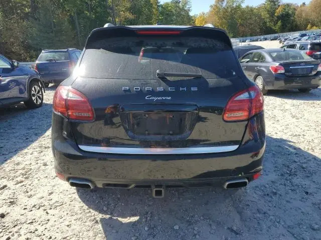 2011 PORSCHE CAYENNE   