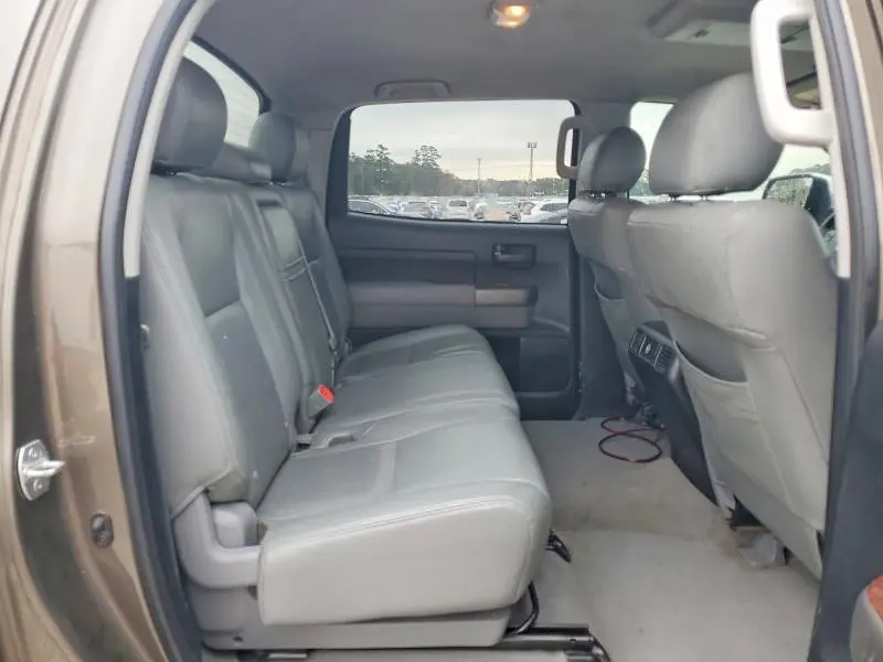 2011 TOYOTA TUNDRA GRADE  