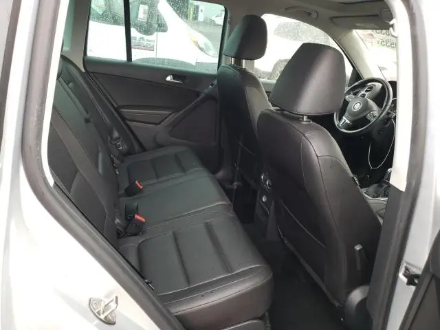 2017 VOLKSWAGEN TIGUAN WOLFSBURG  
