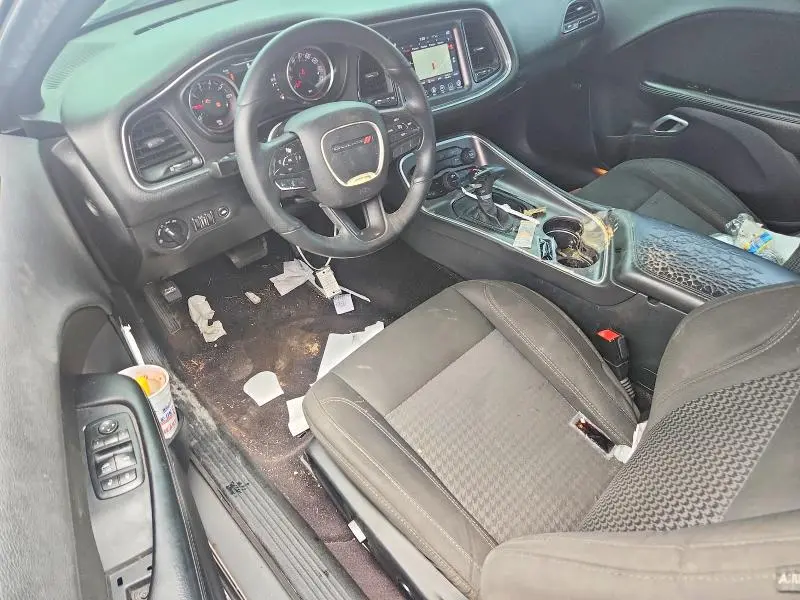 2017 DODGE CHALLENGER SXT  
