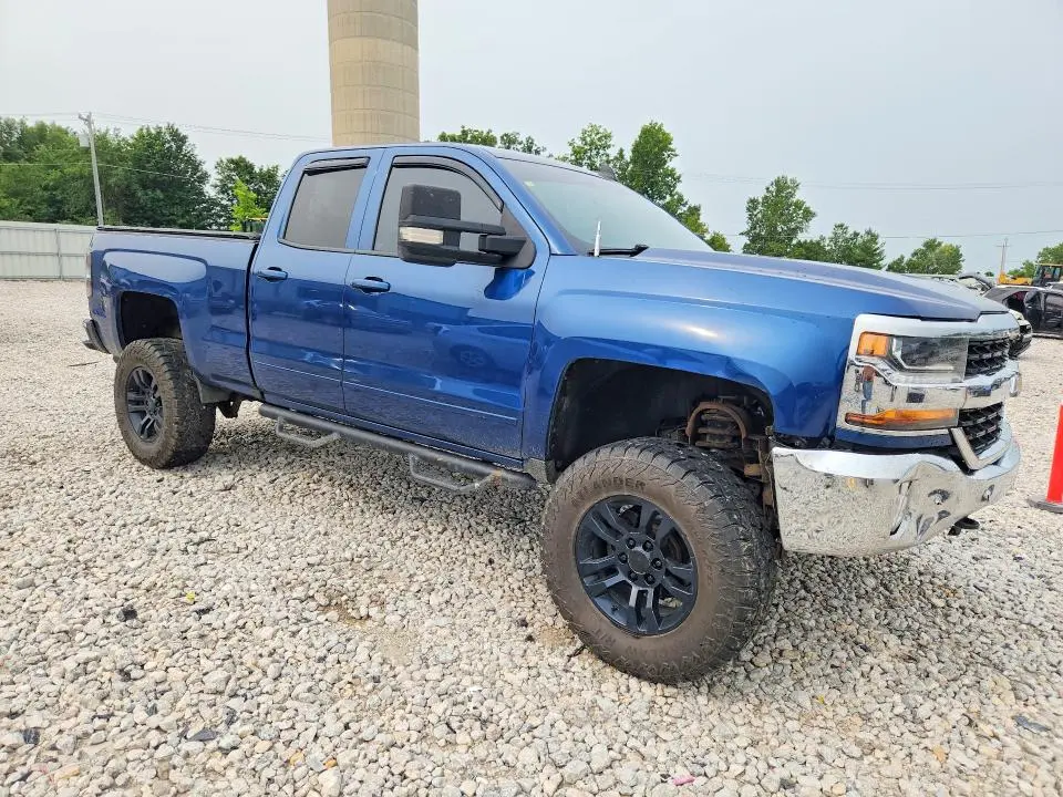 2017 CHEVROLET SILVERADO K1500 LT  
