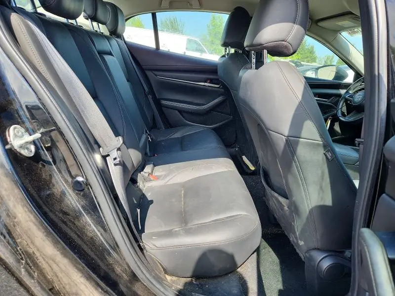 2021 MAZDA 3 SELECT  