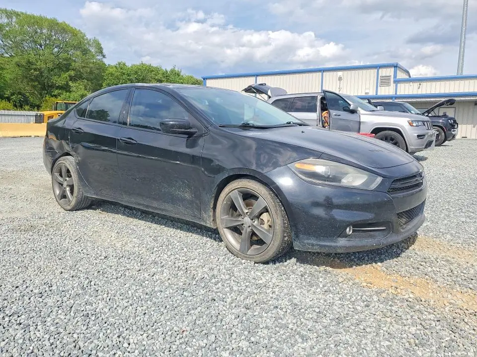 2013 DODGE DART SXT  