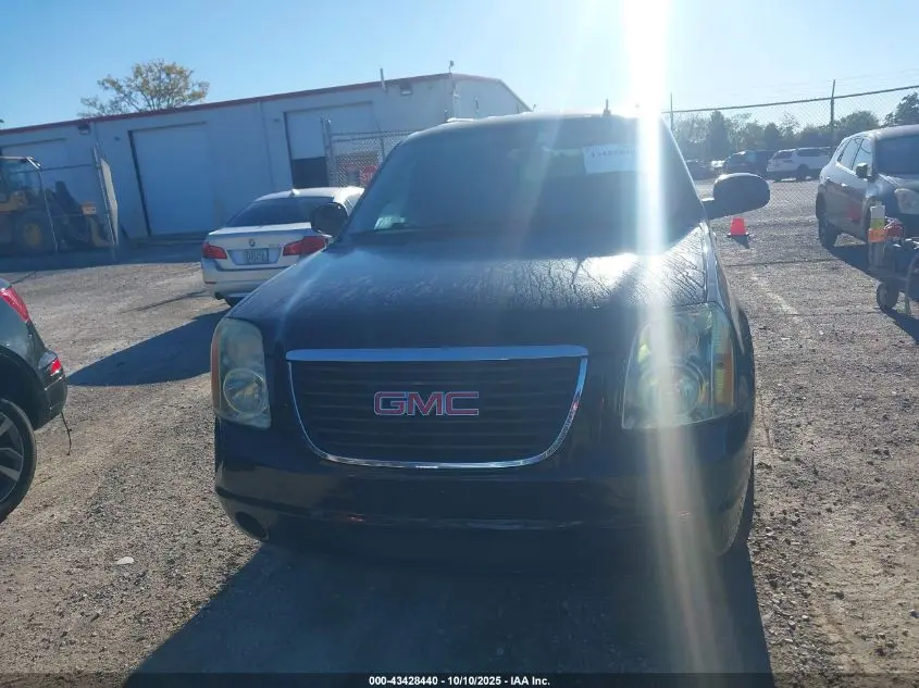 2011 GMC YUKON SLE