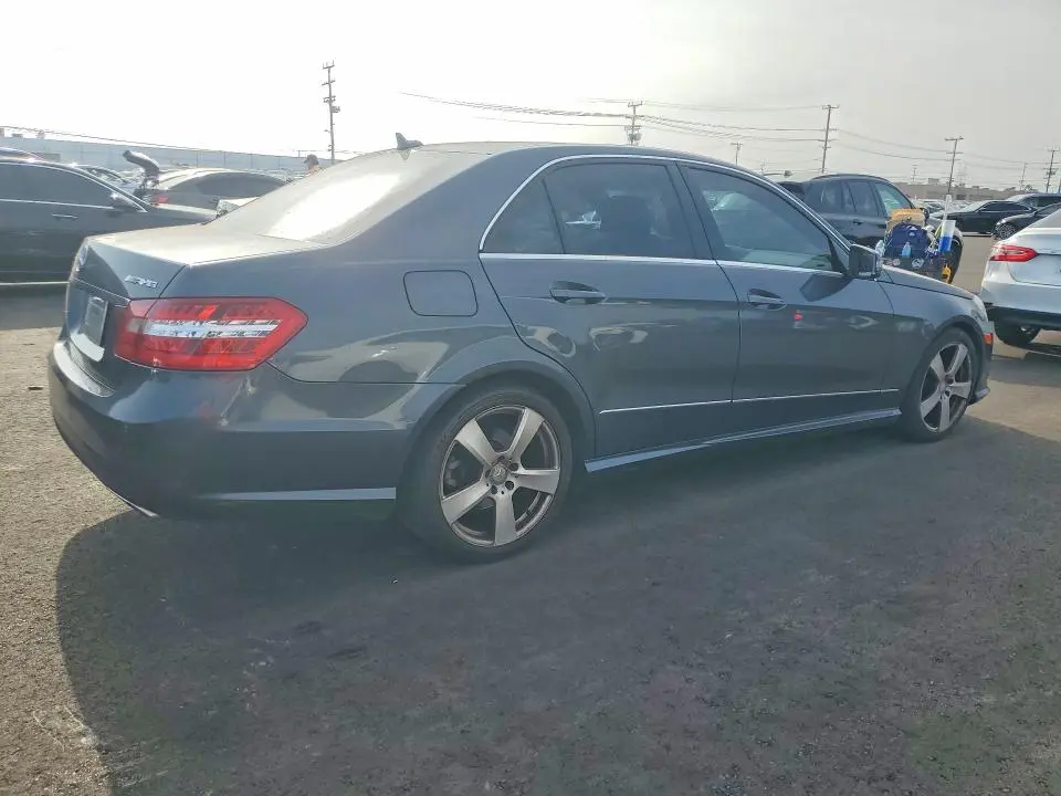 2010 MERCEDES-BENZ E 350  