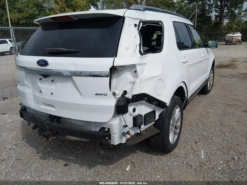 2019 FORD EXPLORER XLT