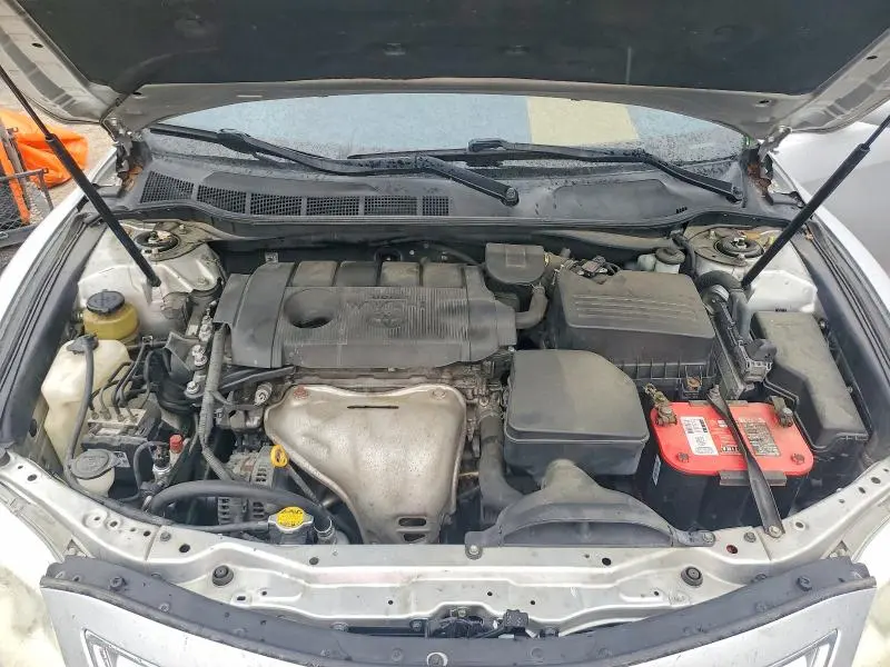 2010 TOYOTA CAMRY LE  