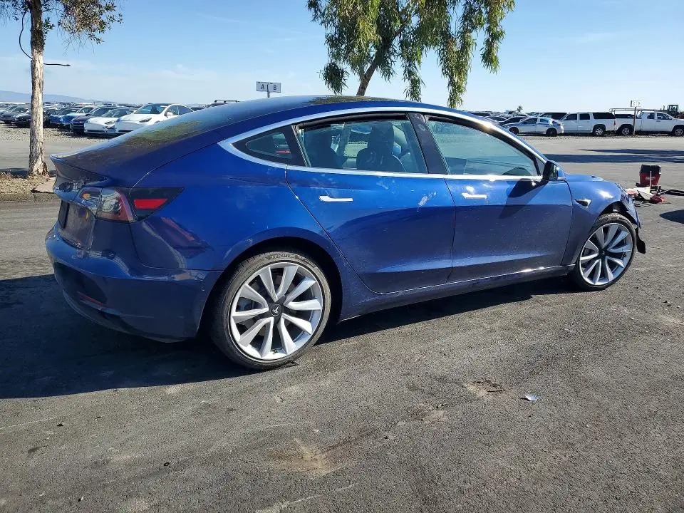 2019 TESLA MODEL 3   