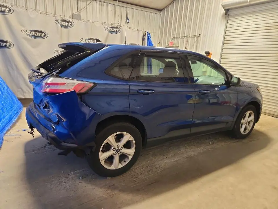 2021 FORD EDGE SE  