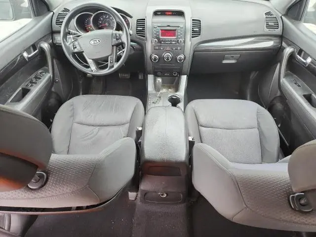 2012 KIA SORENTO BASE  