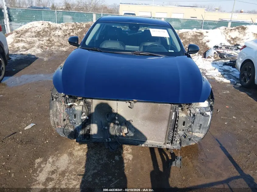 2020 NISSAN ALTIMA SR FWD