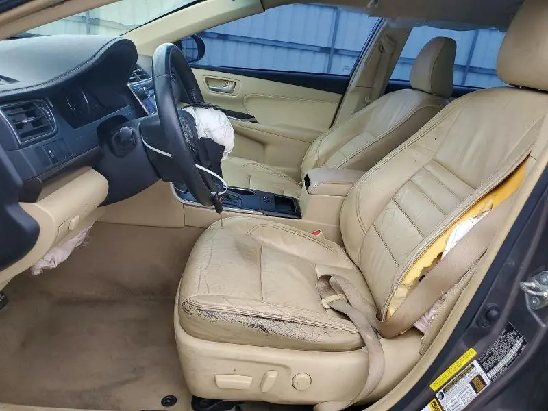 2015 TOYOTA CAMRY XLE  