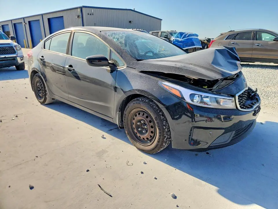 2018 KIA FORTE LX  