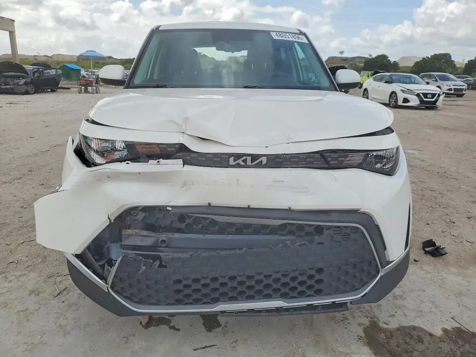 2023 KIA SOUL S  