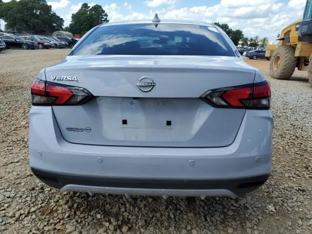 2025 NISSAN VERSA SV  