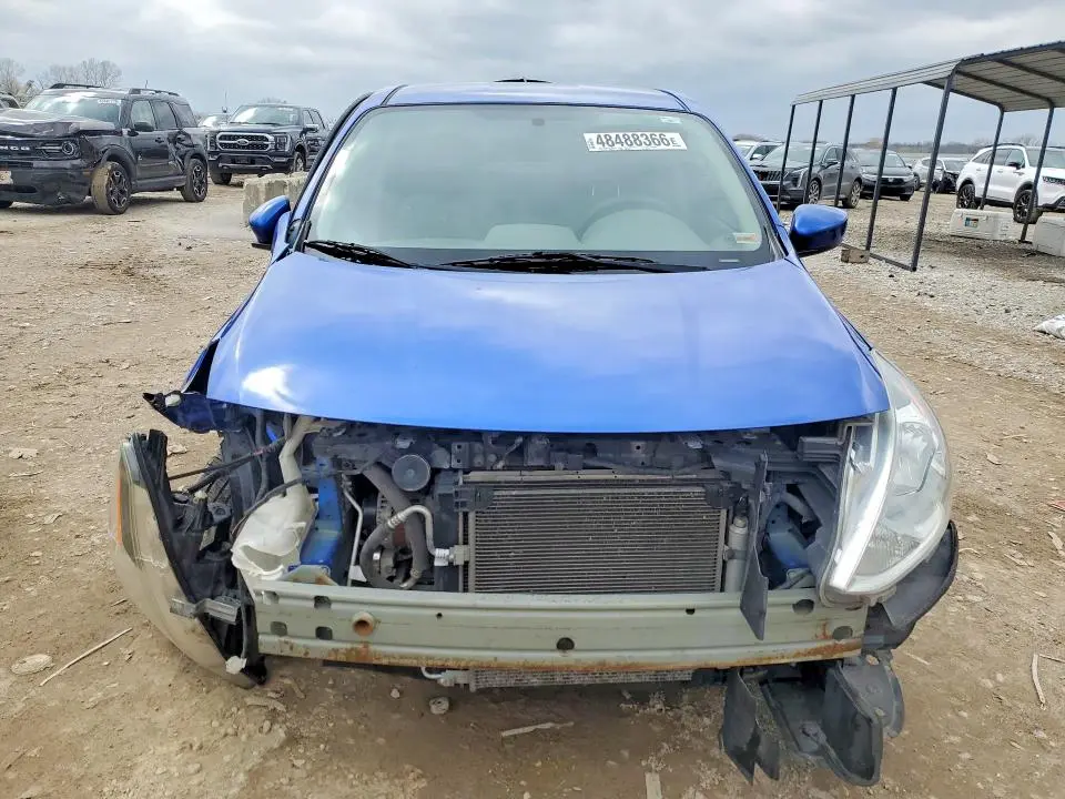 2016 NISSAN VERSA 1.6 SV  