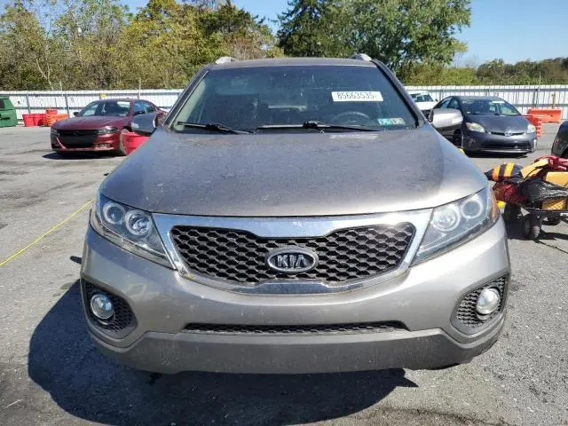 2012 KIA SORENTO BASE  
