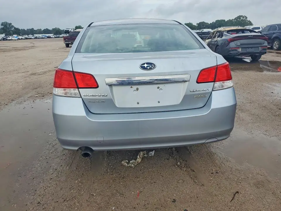 2013 SUBARU LEGACY 2.5I PREMIUM  