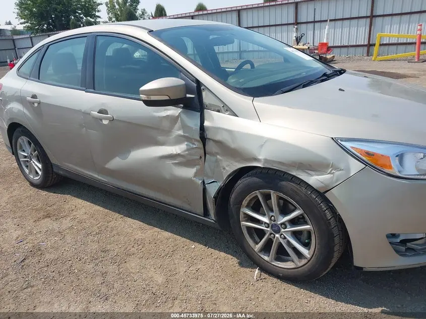 2015 FORD FOCUS SE