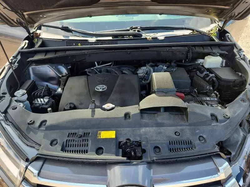 2018 TOYOTA HIGHLANDER LIMITED PLATINUM  