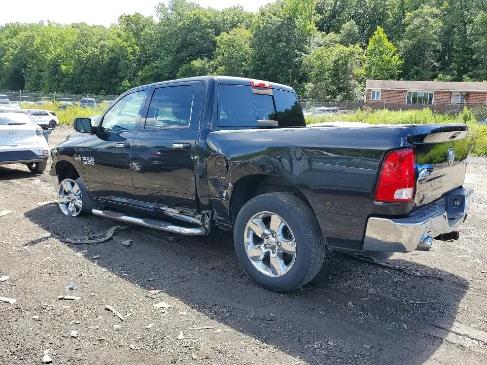 2017 RAM 1500 SLT  