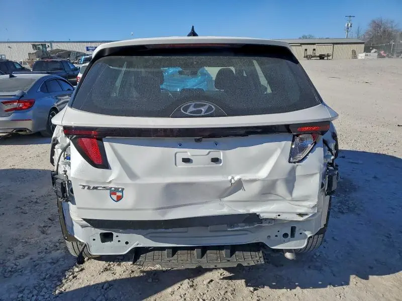 2024 HYUNDAI TUCSON SE  