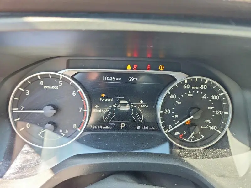 2023 NISSAN ROGUE SV  
