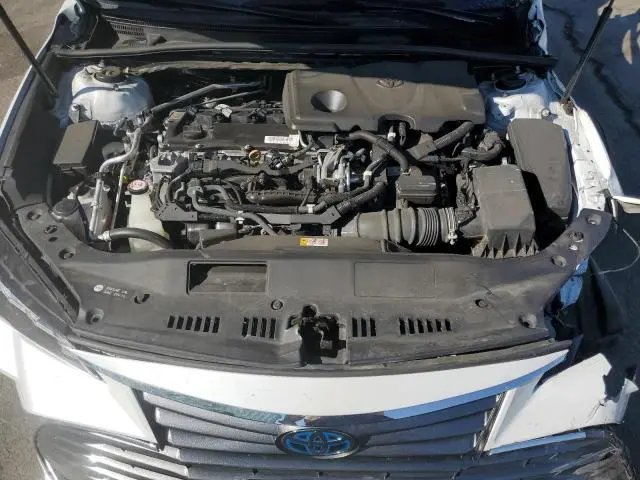 2019 TOYOTA AVALON XLE  