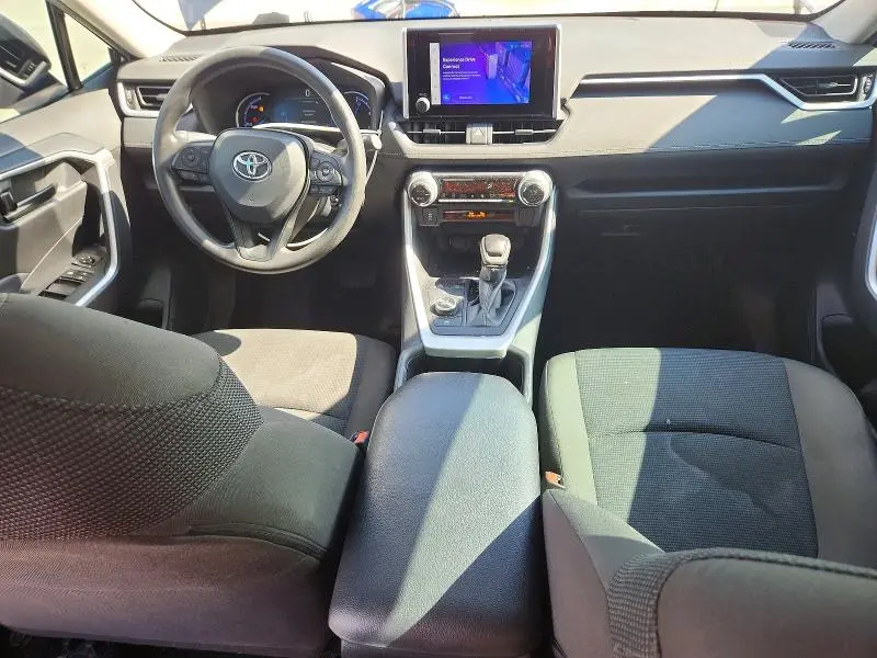 2024 TOYOTA RAV4 LE  
