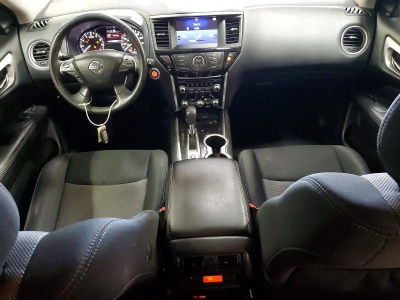2019 NISSAN PATHFINDER SV  