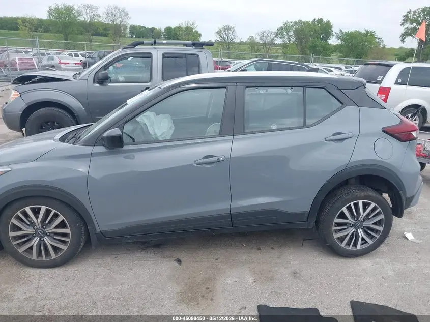 2023 NISSAN KICKS SV XTRONIC CVT