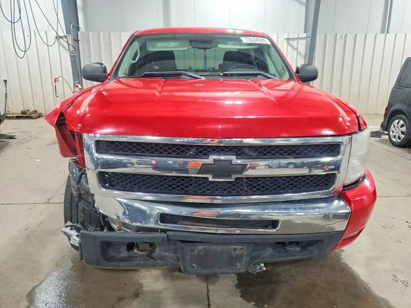 2011 CHEVROLET SILVERADO K1500 LT  