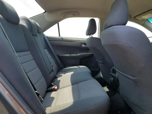 2016 TOYOTA CAMRY LE  