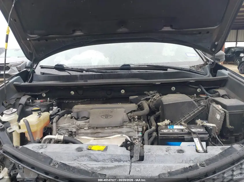 2015 TOYOTA RAV4 LE