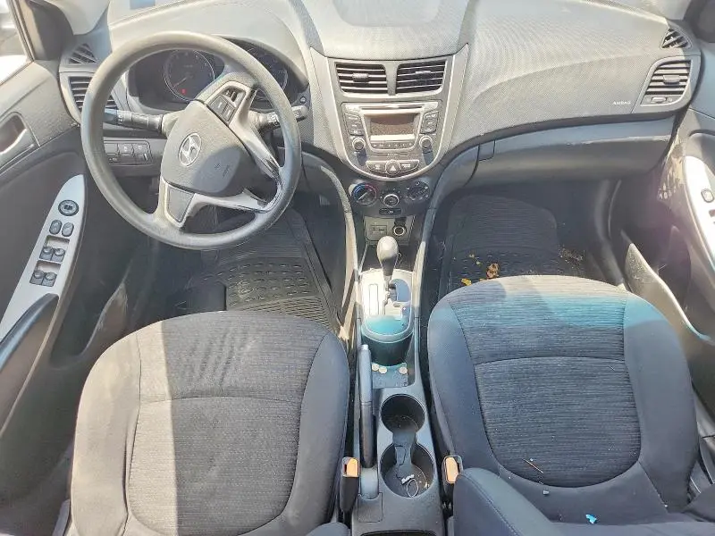 2015 HYUNDAI ACCENT GS  