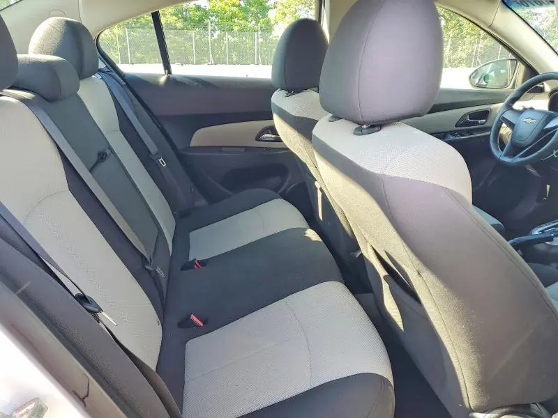 2011 CHEVROLET CRUZE LS  