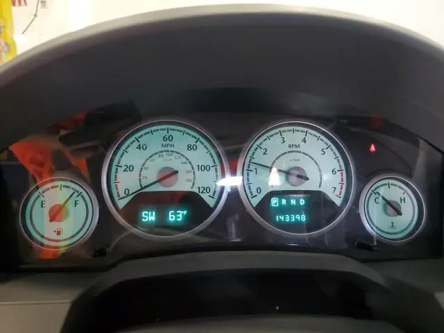 2010 CHRYSLER TOWN & COUNTRY TOURING  