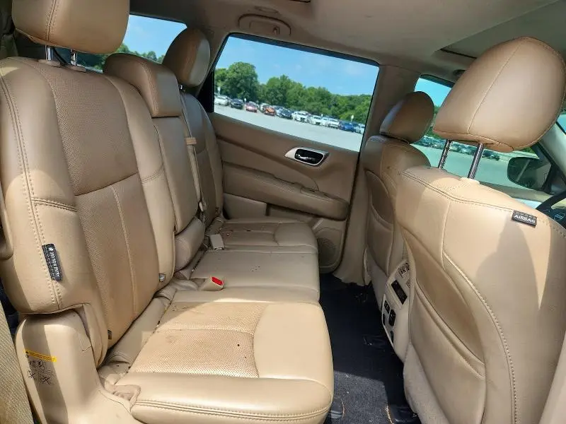 2019 NISSAN PATHFINDER PLATINUM  