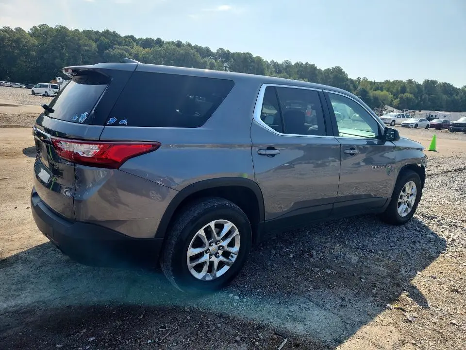 2020 CHEVROLET TRAVERSE LS  